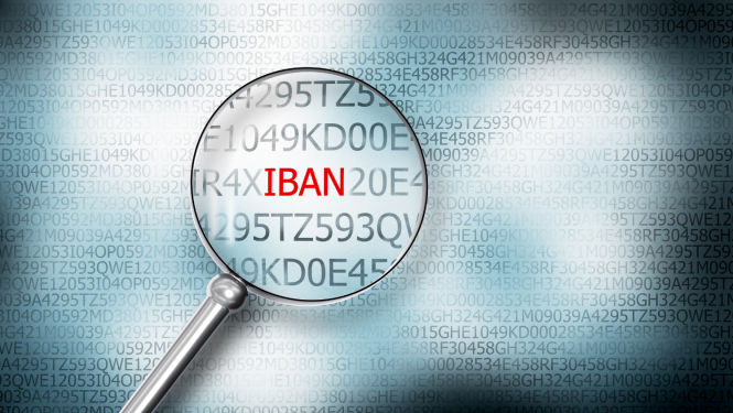 Vārds “IBAN” izcelts ar palielināmo stiklu uz burtu un ciparu fona.