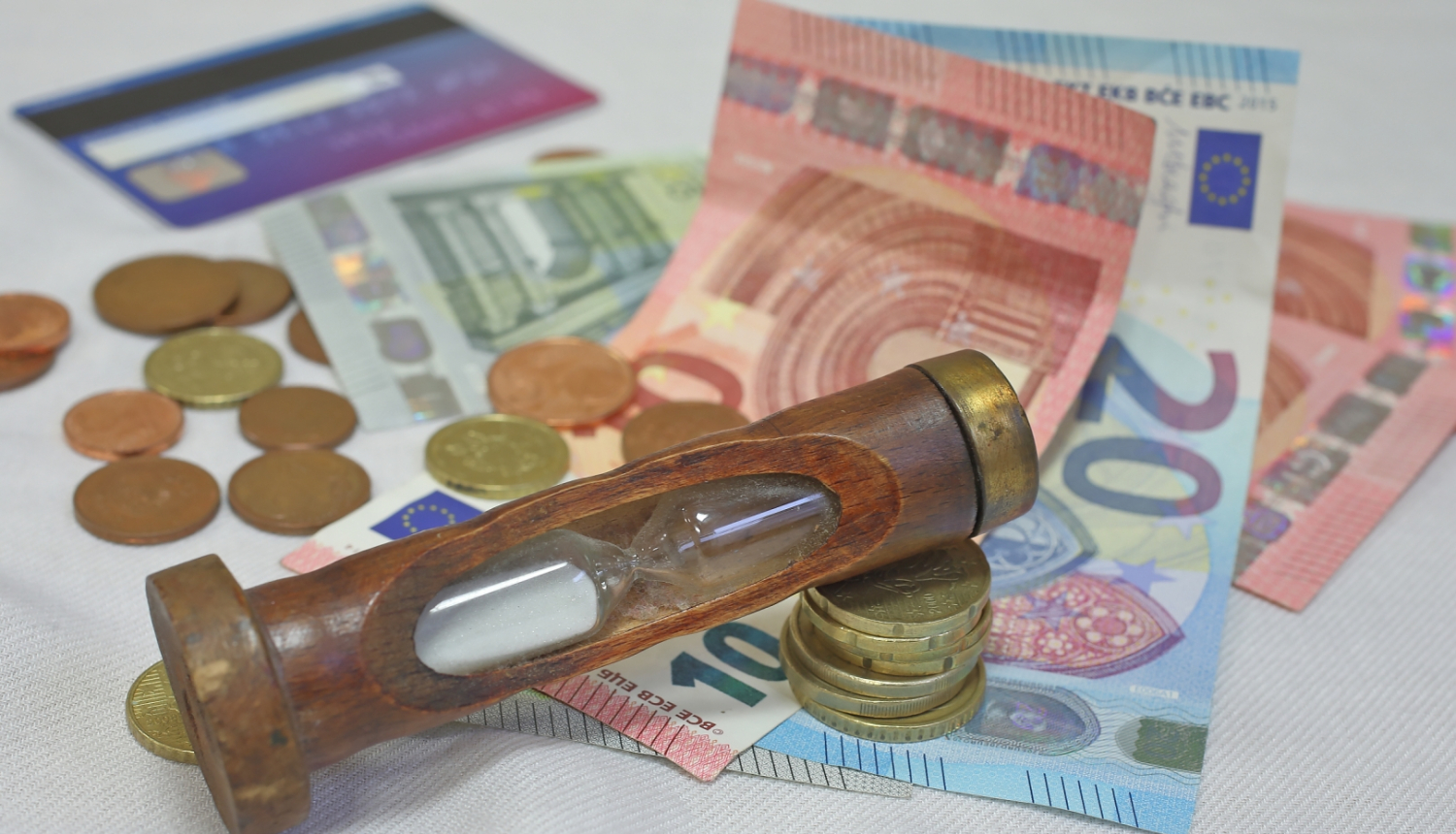 Sāks izmaksāt kavētās Krievijas Federācijas pensijas